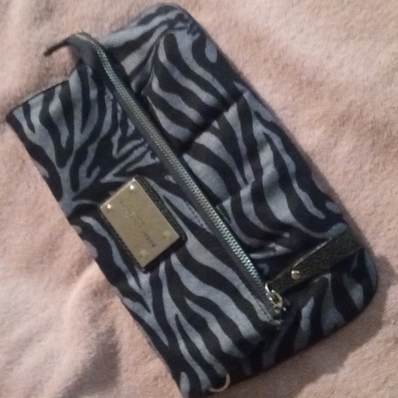 Bobby Schandra Convertible Quality Bag Clutch Crossbody Shoulder Wristlet - Picture 15 of 16